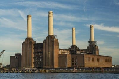 Animals dei Pink Floyd: Pecore, Cani, Maiali e il lato oscuro del mondo finanziario